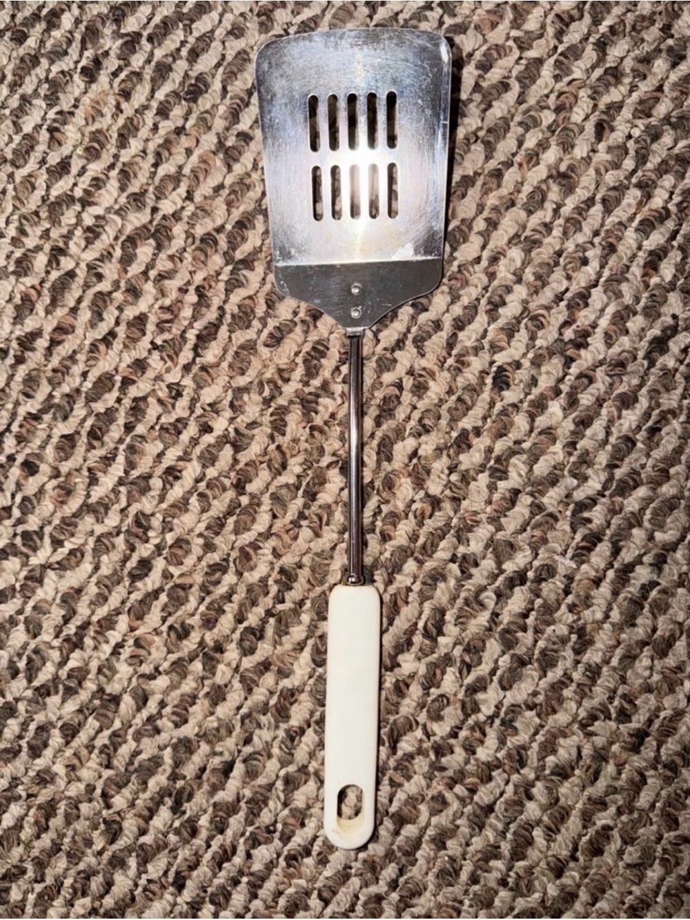 White Handle Metal Slotted Spatula - Home Kitchen